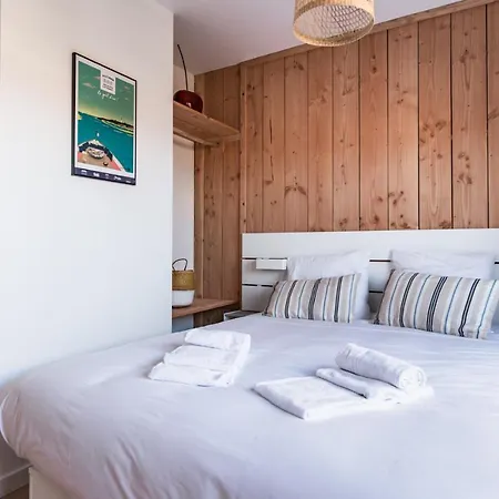 Frenchyhomes☆t2terrasse☆centreville☆plage☆wifi Апартаменты